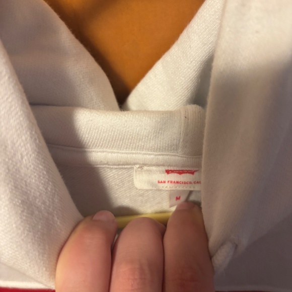 Levi’s Hoodie - Picture 3 of 3